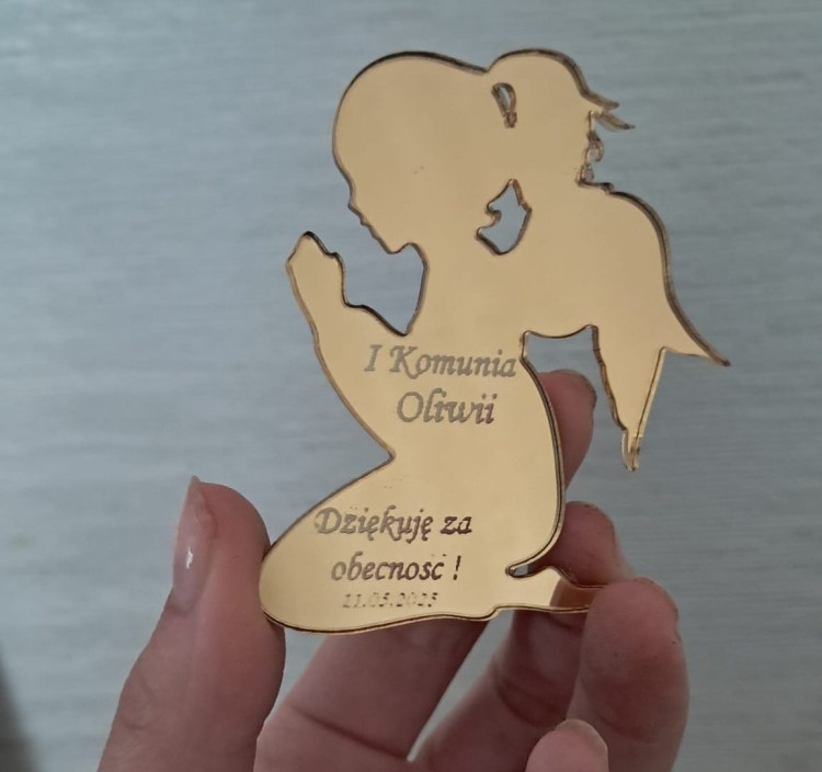 magnes aniołek dziewczynka plexi na komunię